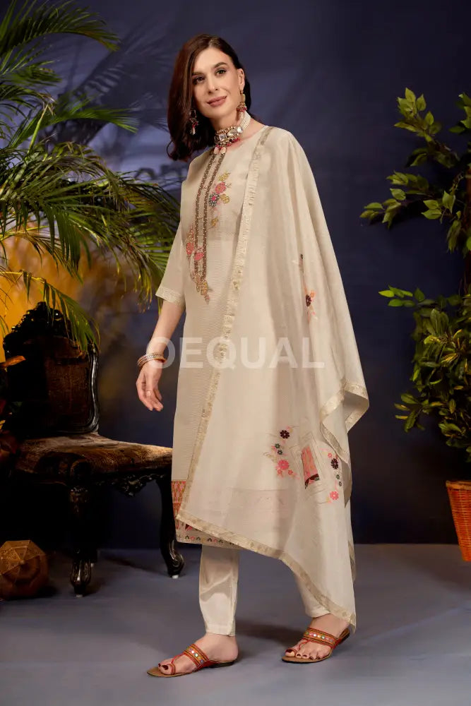 Linen Tissue Kurta Set With Jacquard Duppata Sets