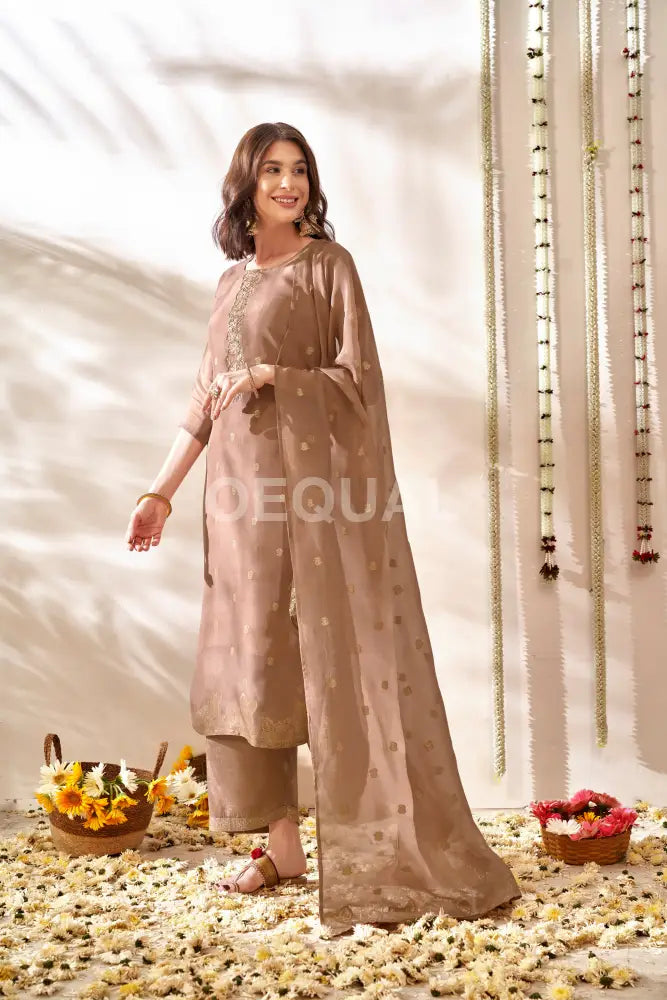 Orgenza Cream Jacquard Duppata Kurta Set Sets